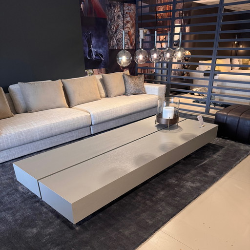 Keijser & Co Solid coffee table