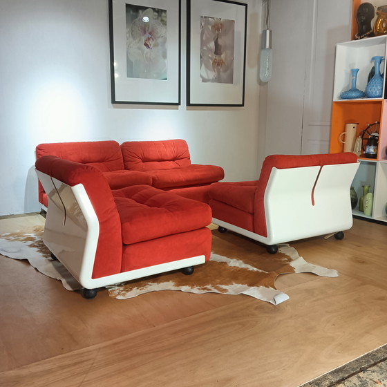 Image 1 of 4 Poltrone "Amanta" Mario Bellini