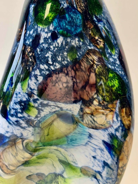 Image 1 of Hoge glazen vaas van 42cm. Unique door de spiraalgewijste vorm.