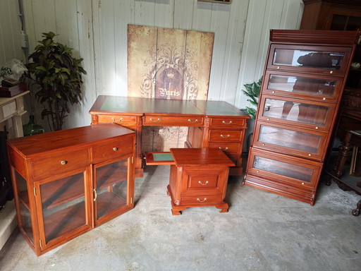 Set completo per ufficio, scrivania bifacciale, mobiletto portaoggetti, libreria, cassettiera/vetrina