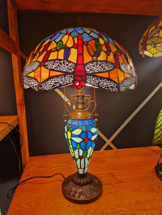 Image 1 of Magnifique lampe de table de style Tiffany 65x40