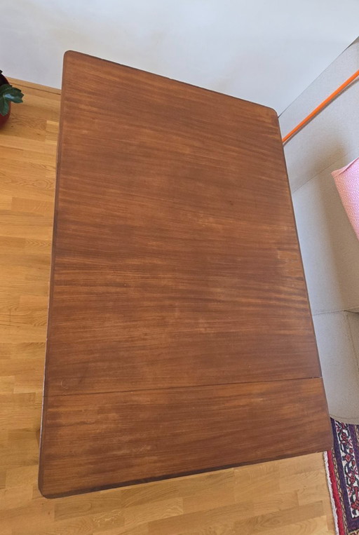 Table de salle à manger vintage