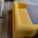 Superbe canapé jaune Jan de Bouvrie
