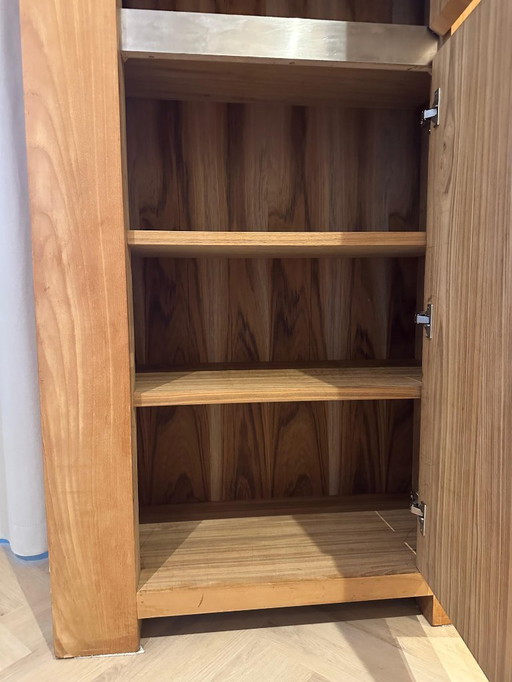 Wunderschöner Teakholz-Kleiderschrank