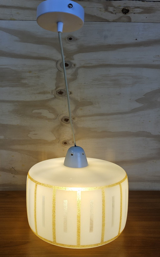 Vintage-Glaspendelleuchte mit goldenen Akzenten, Deckenleuchte im Space-Age-Stil (mit Textur/Struktur)