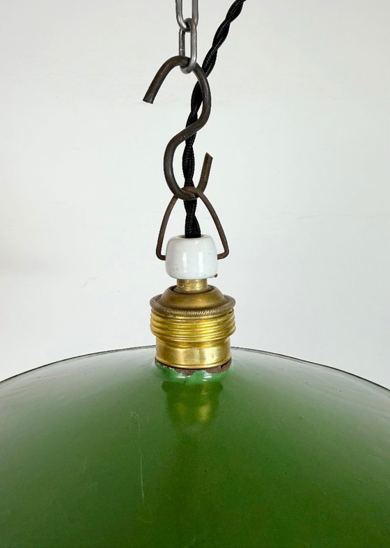 Image 1 of Industriële groene emaille lamp, jaren 30