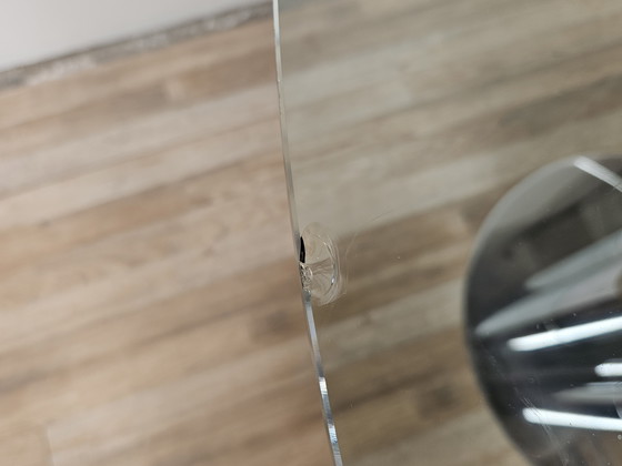 Image 1 of Table en métal vintage avec plateau en verre rond