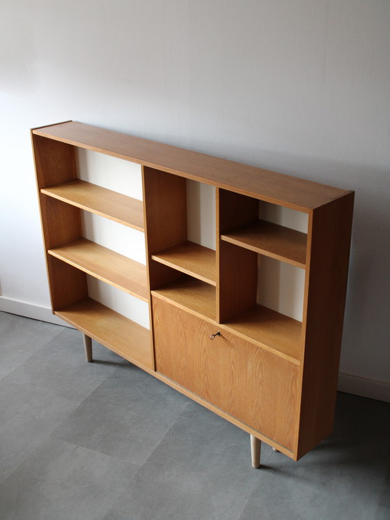 Image 1 of Bibliothèque danoise vintage en chêne