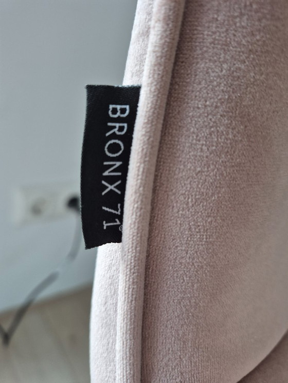 Image 1 of Ensemble de 4 chaises de salle à manger en velours rose