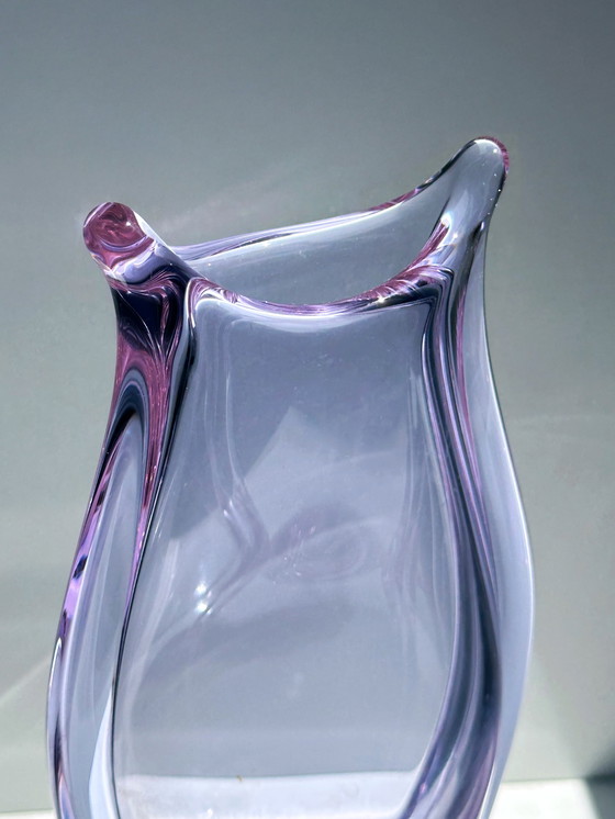 Image 1 of Vintage Vase Böhmen Czech Alexandrit Glas Neodym Zelezny Brod ZBS Miroslav Klinger Železnobrodské sklárny Flieder Rosa Hellblau
