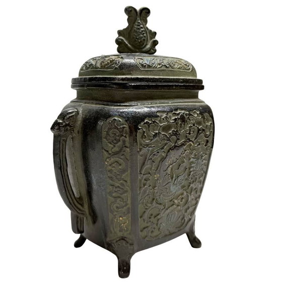 Antiguo quemador de incienso Koro japonés de bronce con relieve de dragón - Censer de altar del período Meiji (photo 2 of 11)