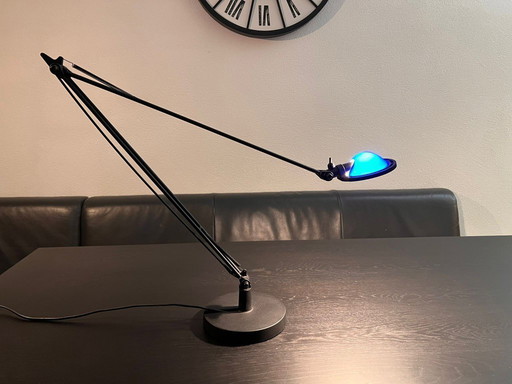 Luceplan Berenice D12 – Design door Rizzatto & Meda – verstelbare blauwe kap