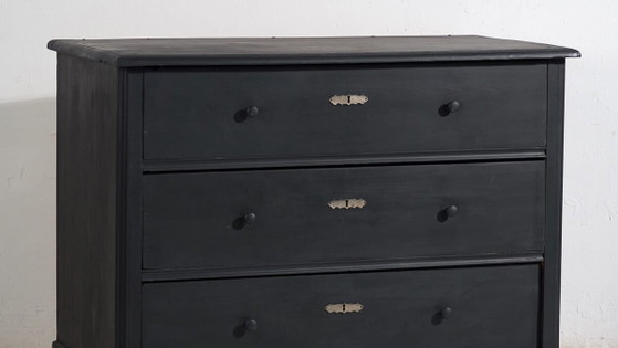 Antique chest of drawers in dark tones (c.1920) #86 – Rustic (photo 3 of 40)