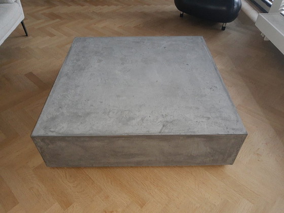 Image 1 of Davidi Design Sud Salontisch großer Würfel Beton Cire 110x110x30,5cm