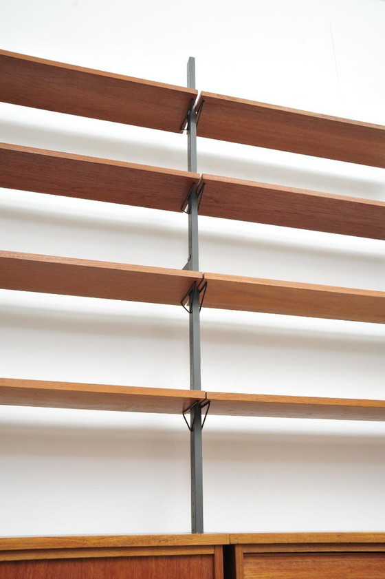 Image 1 of Estantería de teca de Pira (años 60)