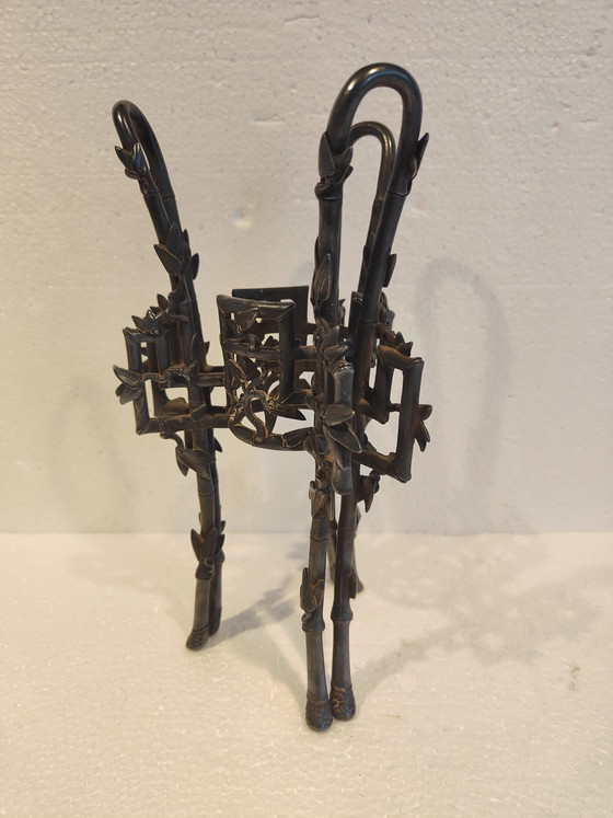 Image 1 of Jarrón Christofle de estilo japonés, monoflore de bambú en vidrio craquelado y "bambú" de bronce plateado.