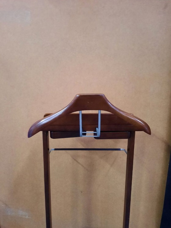 Image 1 of Valet de chambre pratique