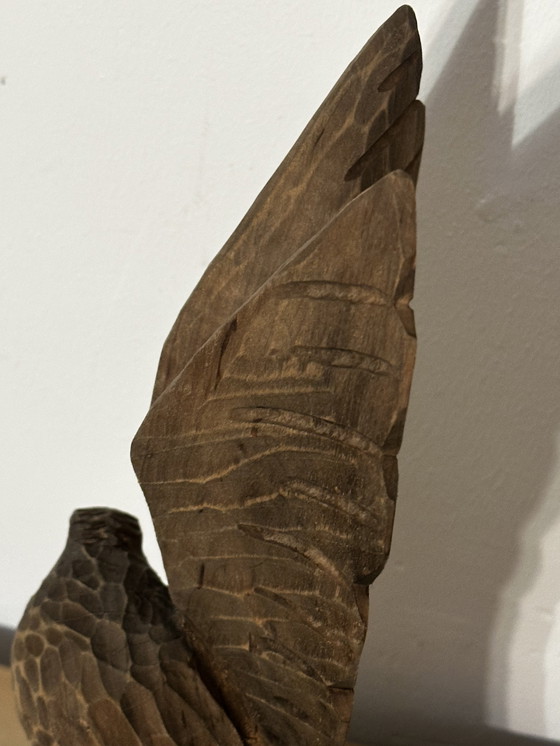 Image 1 of Aigle en bois sculpté - fabrication artisanale vintage Allemagne 