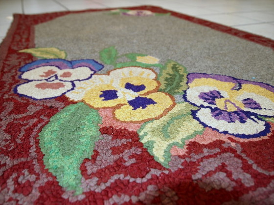 Image 1 of Alfombra antigua americana hecha a mano, de 64 cm x 102 cm (2' x 3,3'), década de 1920 - 1C422