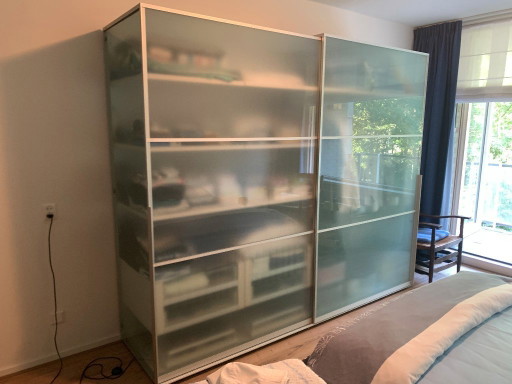 Kleiderschrank - Wandschrank von Team By Wellis – kledingkasten, Glass, Wood