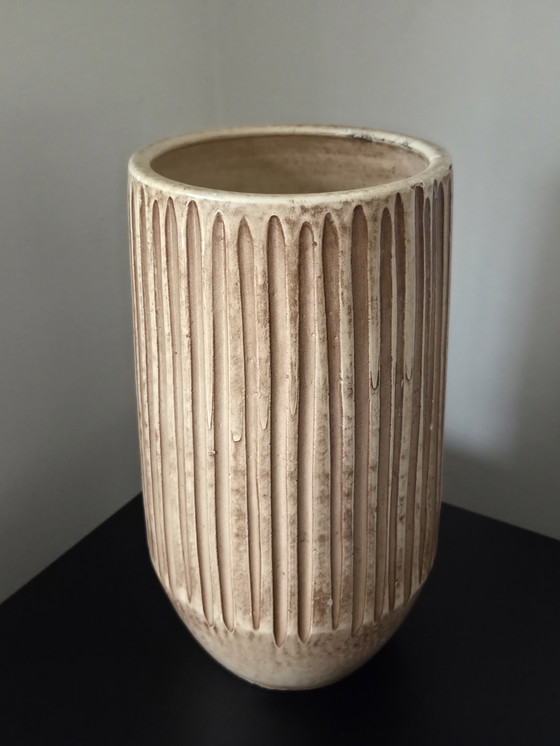 Image 1 of Vintage ribbed vase