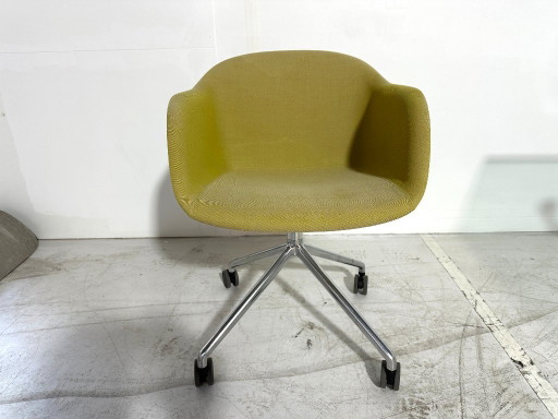 Poltrona Muuto in fibra giallo-verde - Base girevole su ruote – fauteuils, Textile (photo 2 of 6)