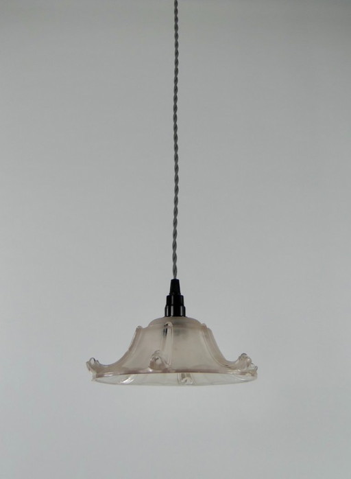 Lámpara colgante art déco vintage con pantalla de cristal esmerilado acanalado en forma de bloque en estilo Ezan.