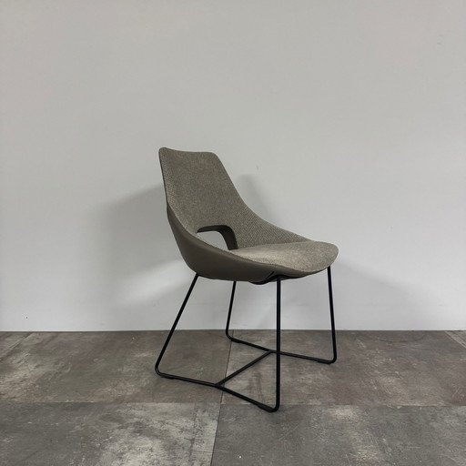 bert plantagie Navarra Set of 4 dining room chairs