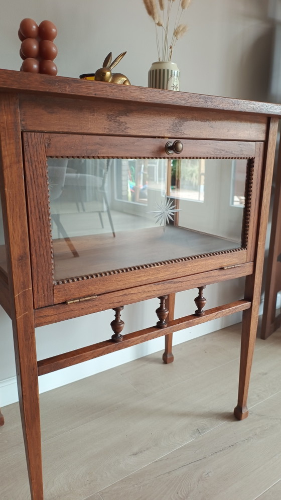 Image 1 of Beautiful vintage tea cabinet with a clear cut star