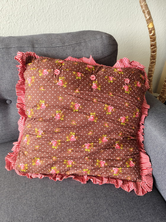 Image 1 of Cojín Pip Studio con volantes (incluye cojín interior)