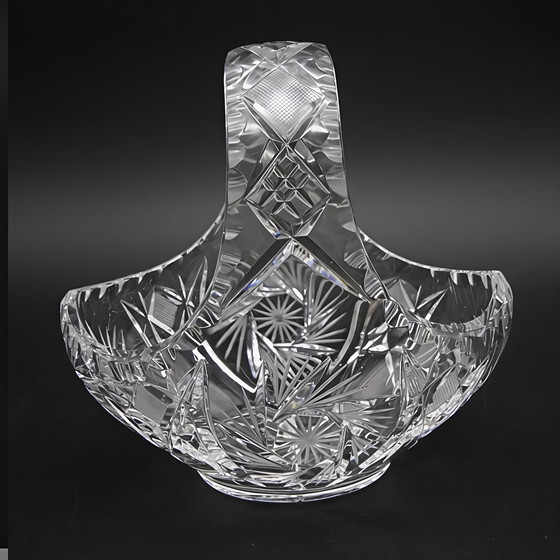 Image 1 of Caesar Bohemia Kristall, handgeschliffener Korb aus Tschechien, geätzte Wirbelsterne