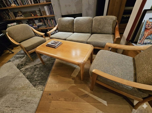 Mid-Century Design-Ikonen: Komplettes 4-teiliges Set - 2 Knoll Collection Sessel, 1 Sofa 3er & Couchtisch in gutem Zustand