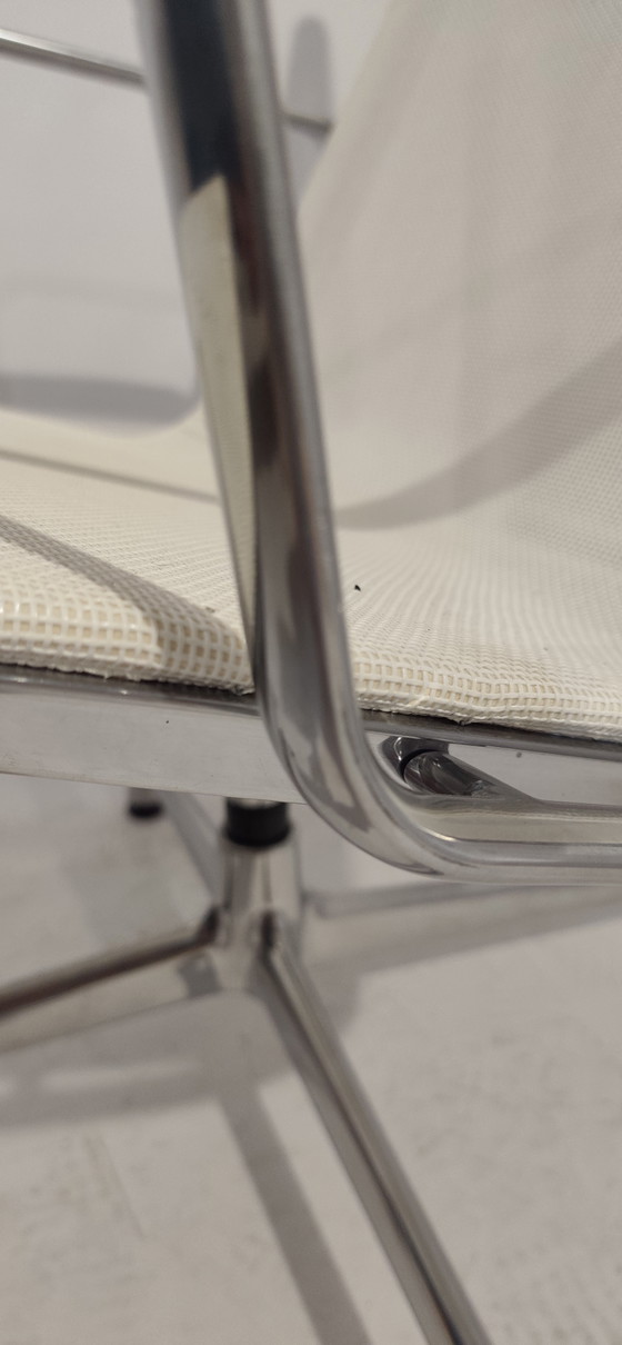 20 Vitra Charles Eames Fauteuils Uitzonderlijke Staat – Verstelbare relaxstoel, Polyester, Chrome (photo 4 of 6)