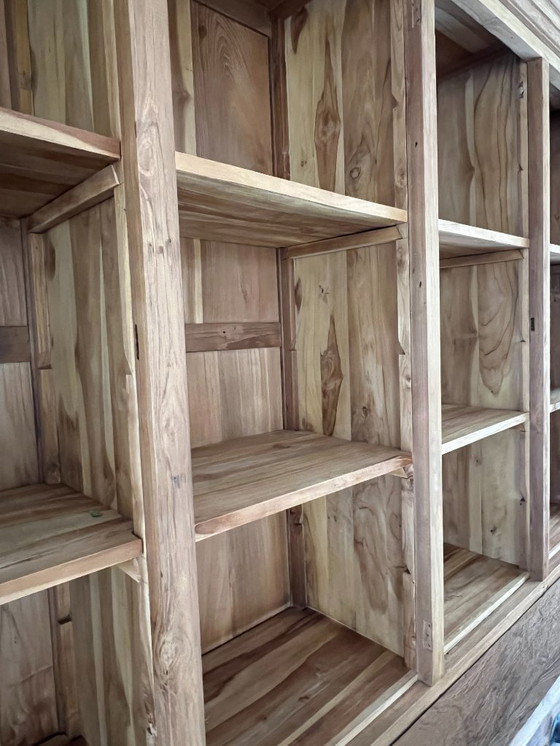 Image 1 of Bibliothèque en teck sur buffet