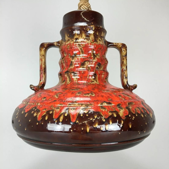 Image 1 of Lampada in ceramica anni '60 e '70, lampada a sospensione, design dell'era spaziale