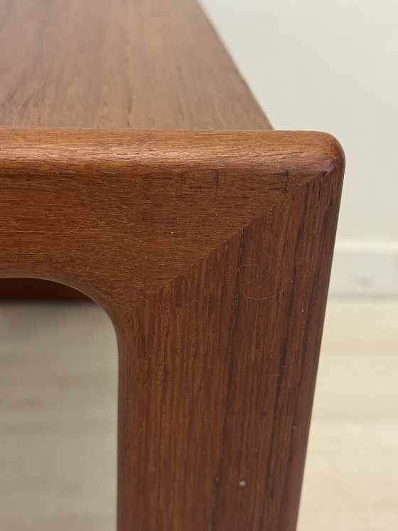 Image 1 of Vintage teakhouten bijzettafeltje