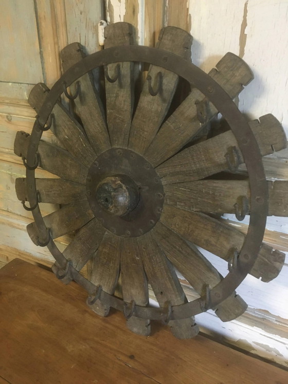 Sleutelhangerwiel of ander in hout en metaal – Kapstokken, Wood, Metal, Vintage (photo 2 of 10)