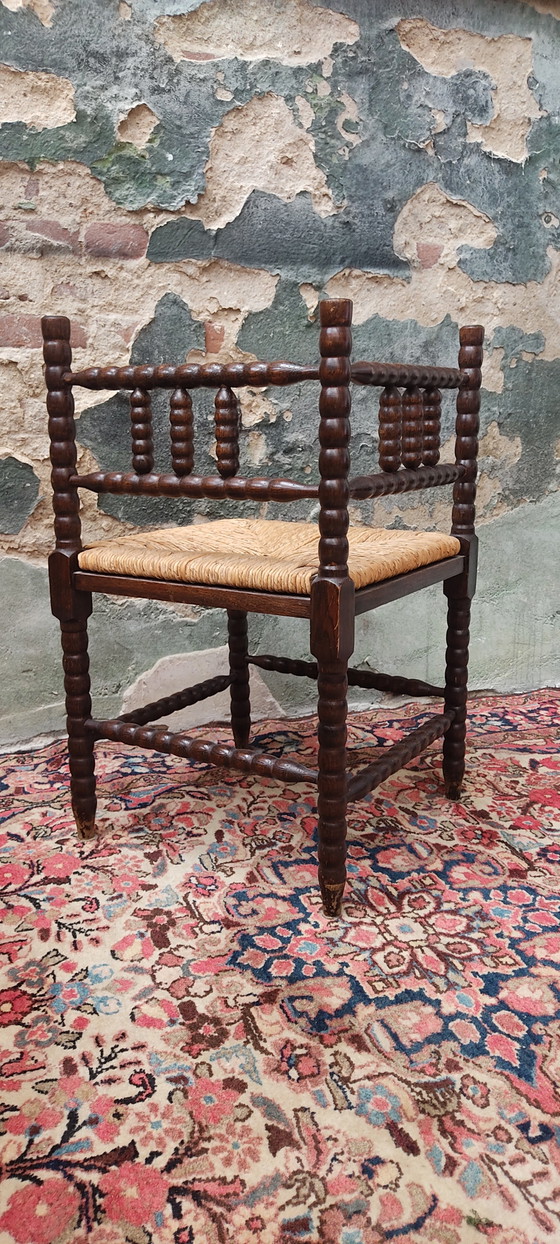 Image 1 of CLASSIC BOBBIN CORNER CHAIR