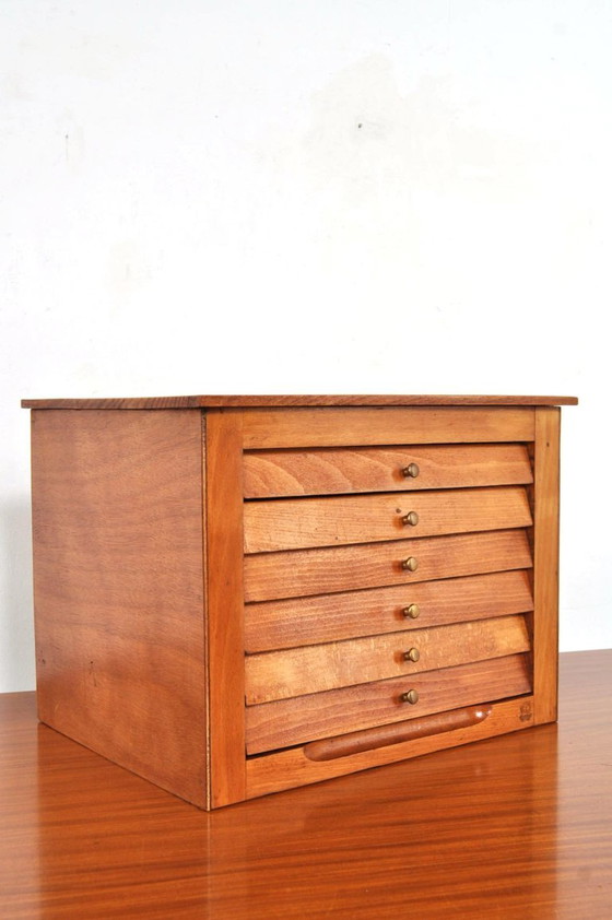 Image 1 of Vintage Beukenhouten Fourniturenkastje, Jaren 50