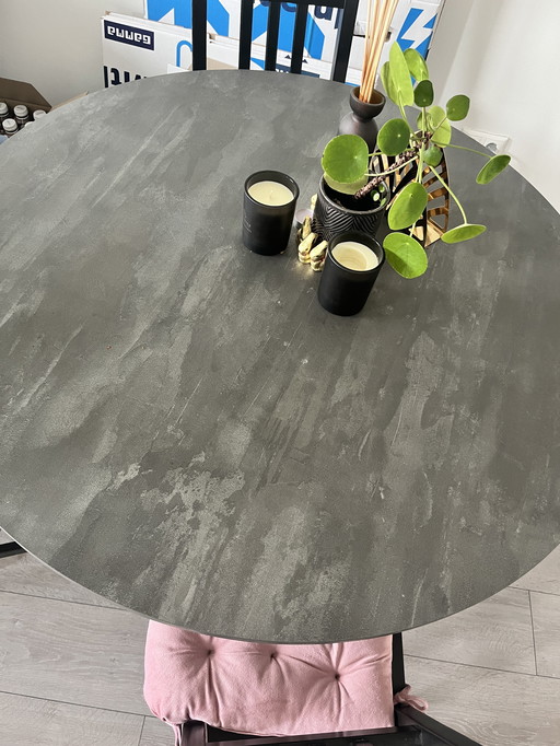 Dinning table with 4 chairs