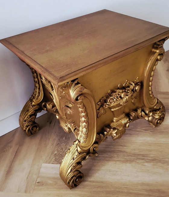 Image 1 of Mueble barroco dorado estilo Luis XV