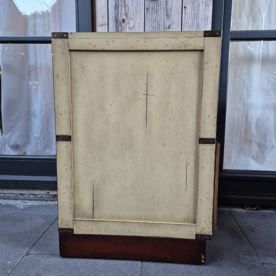 Image 1 of Authentic Models (AM)