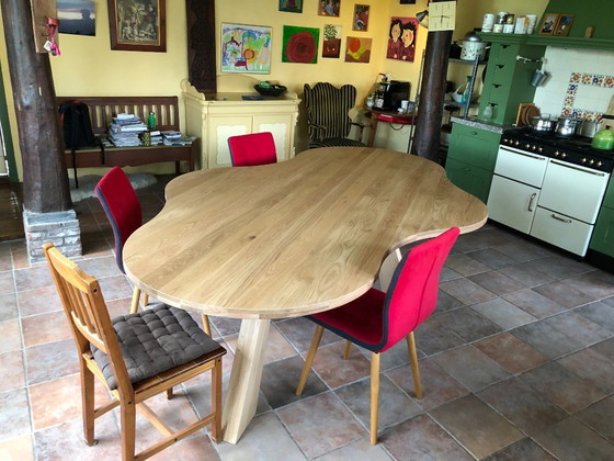 Image 1 of Solid oak design (from Helm) dining table
