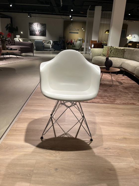 Image 1 of Vitra Eames DAR Plastic Armchair