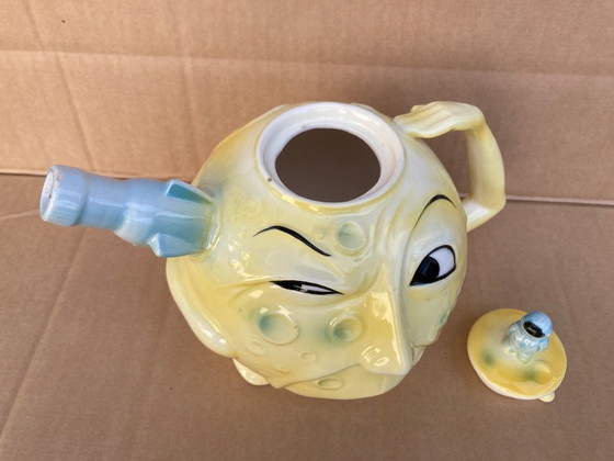 Image 1 of Collector's item tea/coffee pot - 1950s vintage - A true rarity for Christmas