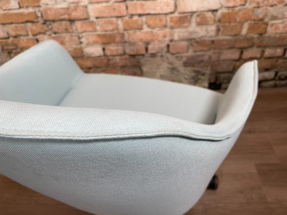 Image 1 of Vitra Softshell