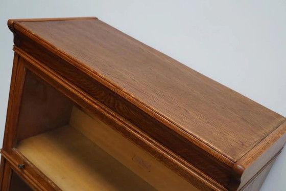 Image 1 of Librería de roble alemán con puertas correderas al estilo de Globe Wernicke, ca. 1900