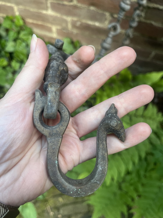 Image 1 of 4 Chaînes de banc pivotant en bronze de l'Inde