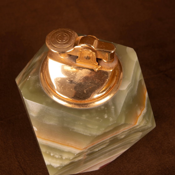 Accendino da tavolo italiano geometrico in onice verde e ottone, 1970 – Oggetti decorativi, Brass (photo 14 of 14)