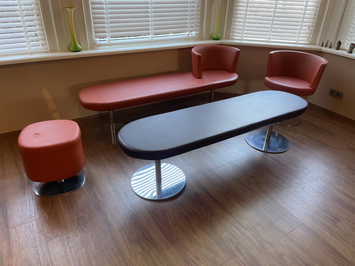 Bankjes, stoel en krukje dal design vintage italiano.